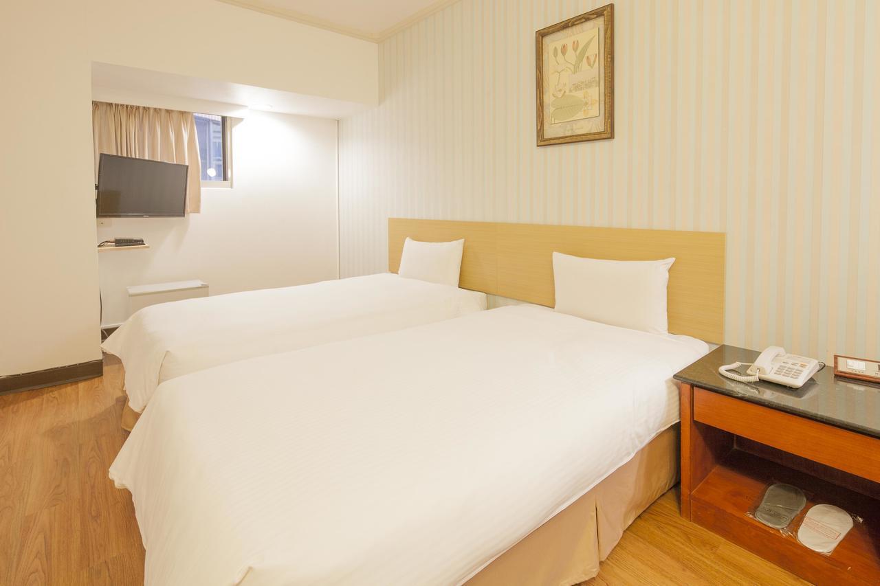 Lincoln Hotel Tainan Exterior photo